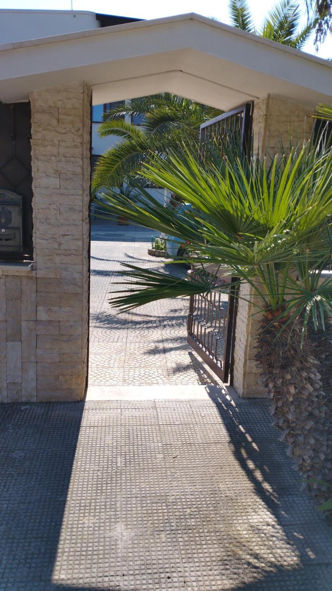 Villa Erry Trani Exterior photo